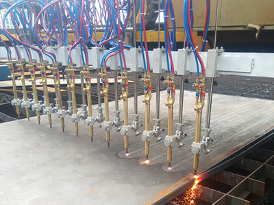 鋼板割方、分條